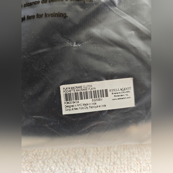 NEW! Stella & Dot, *RETIRED* Playa Macrame Clutch, Black and Cream, MSRP $79 - Picture 4 of 8